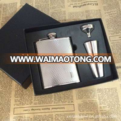 Cheap shaped whisky stainless steel hip flask set